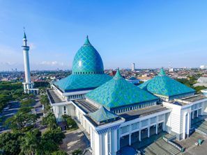Ubytování Surabaya, Indonésie